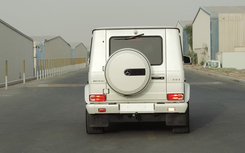 Mercedes-Benz AMG G63 White blindé - vue arrière, détail du blindage