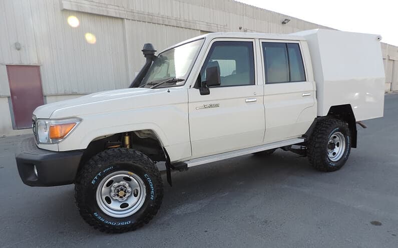 Toyota Land Cruiser blindé - profil latéral, détail du blindage 12