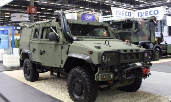 The Italian Army Receives Its First Iveco Lynx 2 LMVs