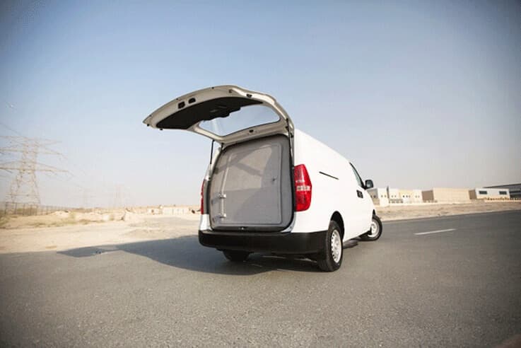 Hyundai H - 1 blindé - vue arrière