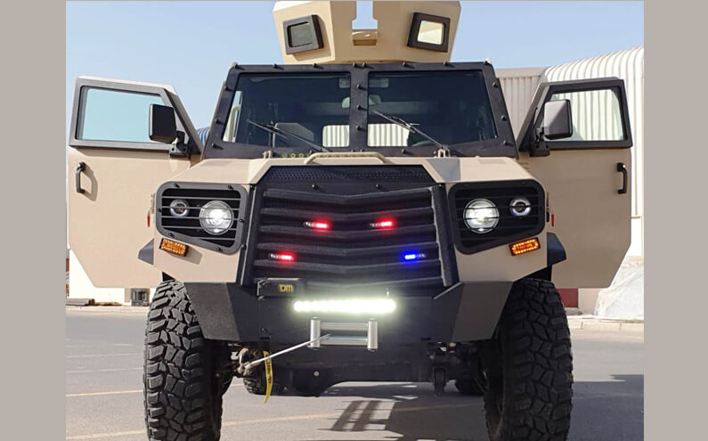 Taran II 4x4 APC مصفحة بمنظر خلفي خارجي
