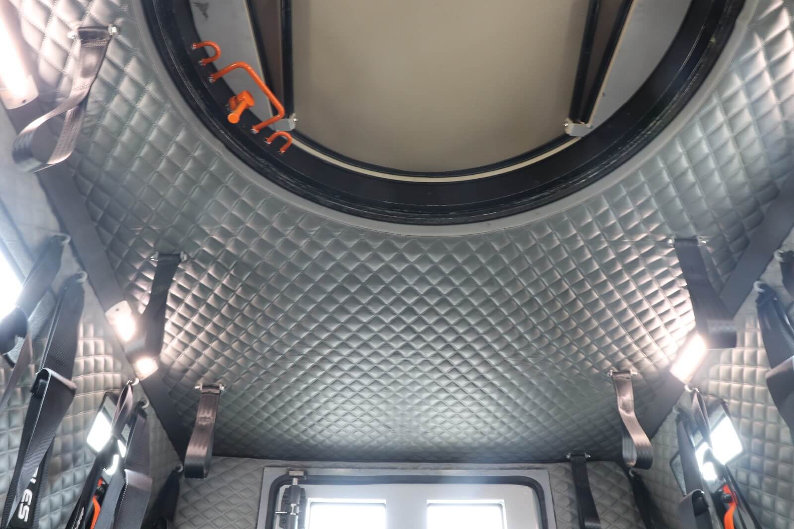 APC 6x6 Tygra roof detail with tactical carrier equipment