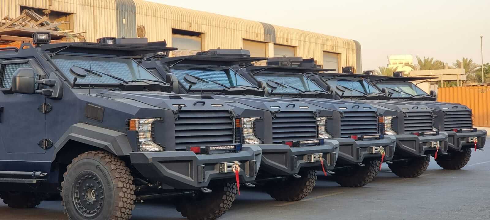 Ford F550 - APC Camo blindé - flotte de véhicules, éclairage extérieur