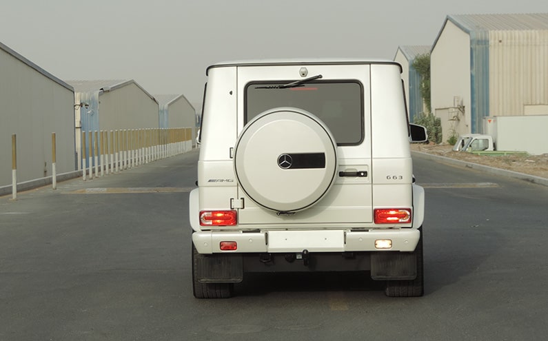 Mercedes-Benz AMG G63 White blindé - vue arrière, détail du blindage