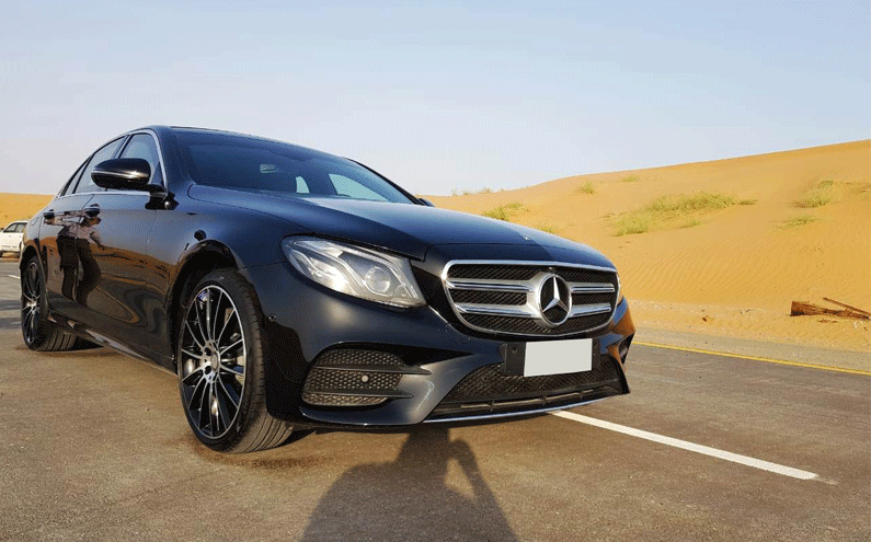 Mercedes-Benz S500 فاخرة مصفحة للمقارنة