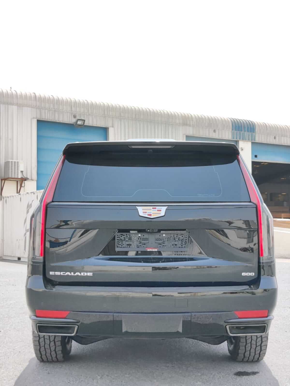 Cadillac Escalade blindé - vue arrière