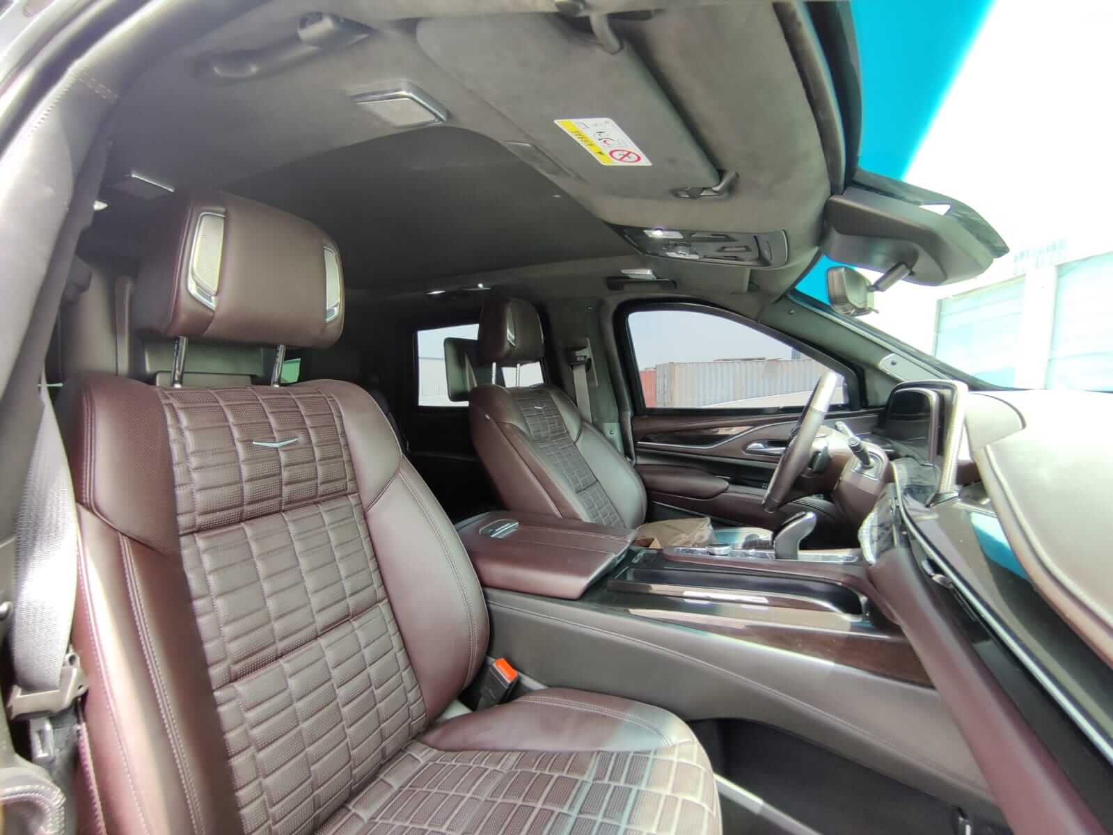 Cadillac Escalade blindé - intérieur, sièges passagers