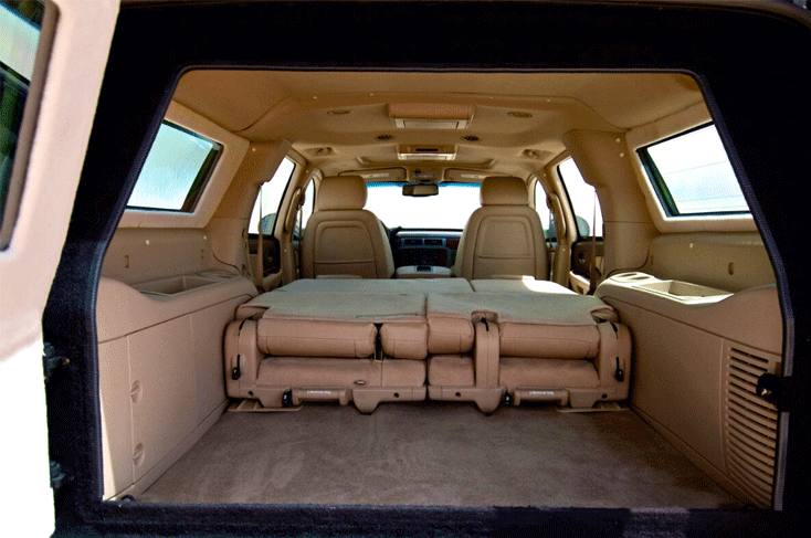 Chevrolet Suburban مصفحة مع مساحة داخلية