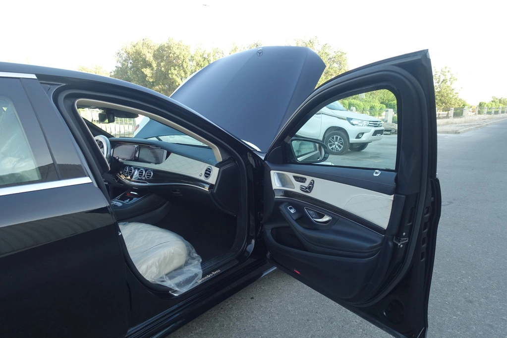 Mercedes-Benz S550 - Black blindé - vue extérieure détaillée 5