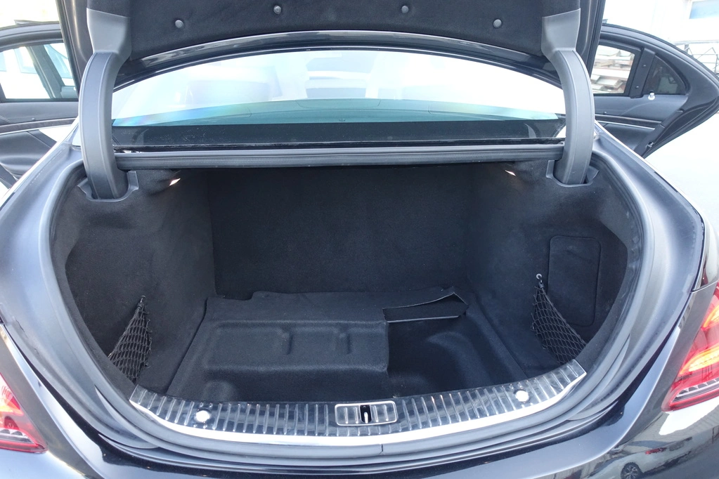 Mercedes-Benz S550 - Black blindé - vue extérieure détaillée 9