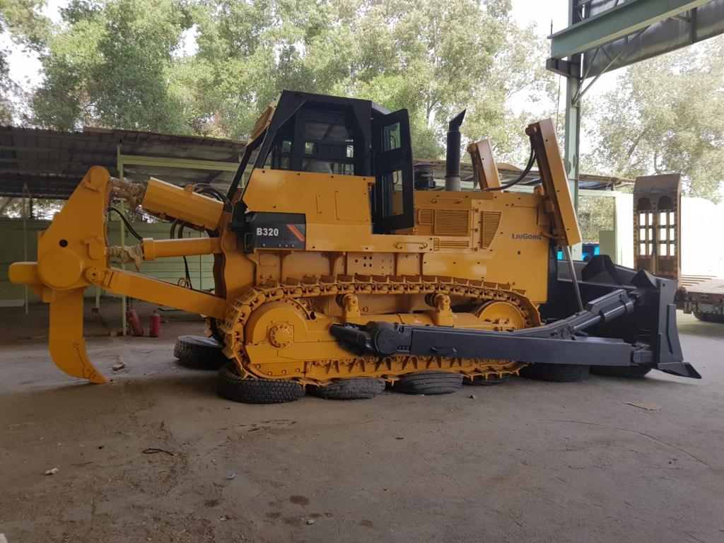 Excavator 320 BR7 armored excavator right side exterior view
