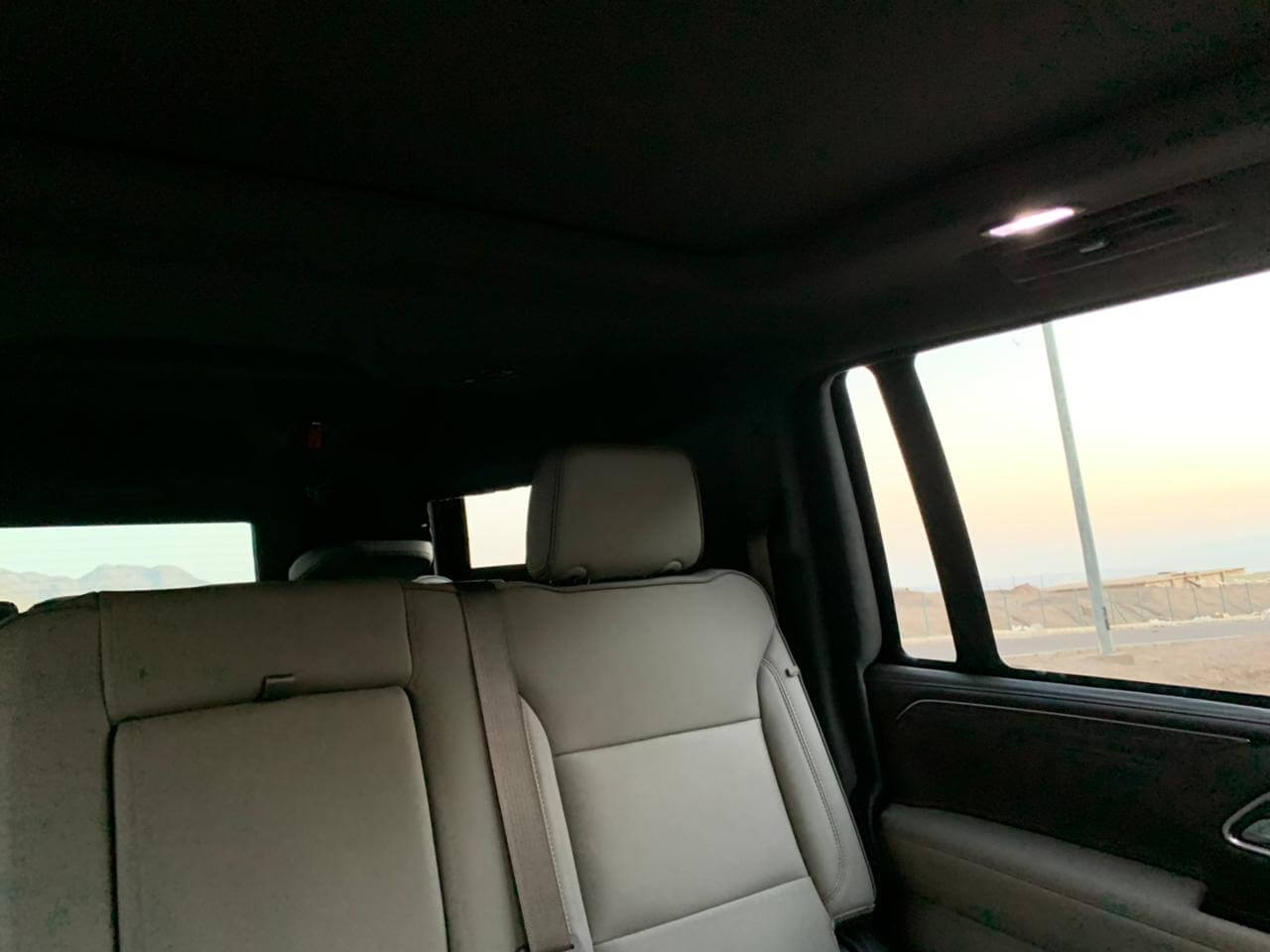 GMC Yukon blindé - sièges passagers, éclairage extérieur