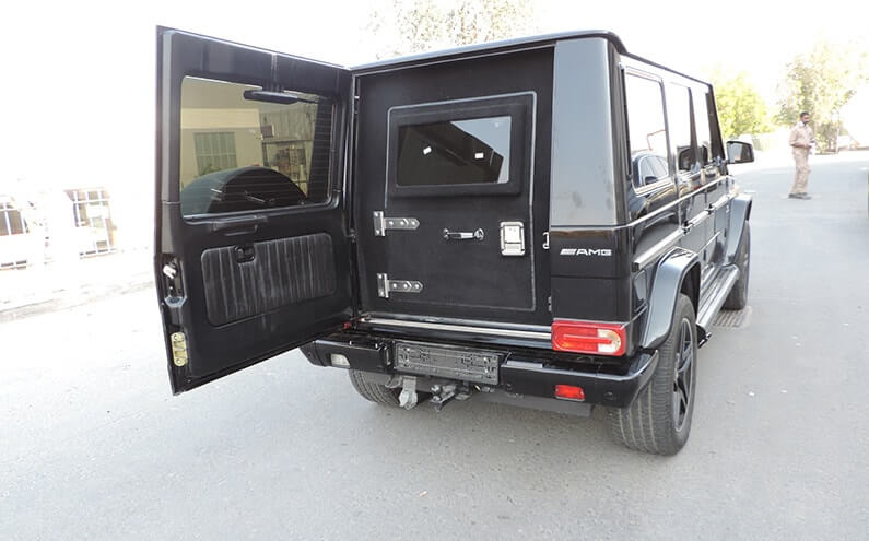 Armored Mercedes AMG blindé - coffre ou compartiment arrière, détail du blindage
