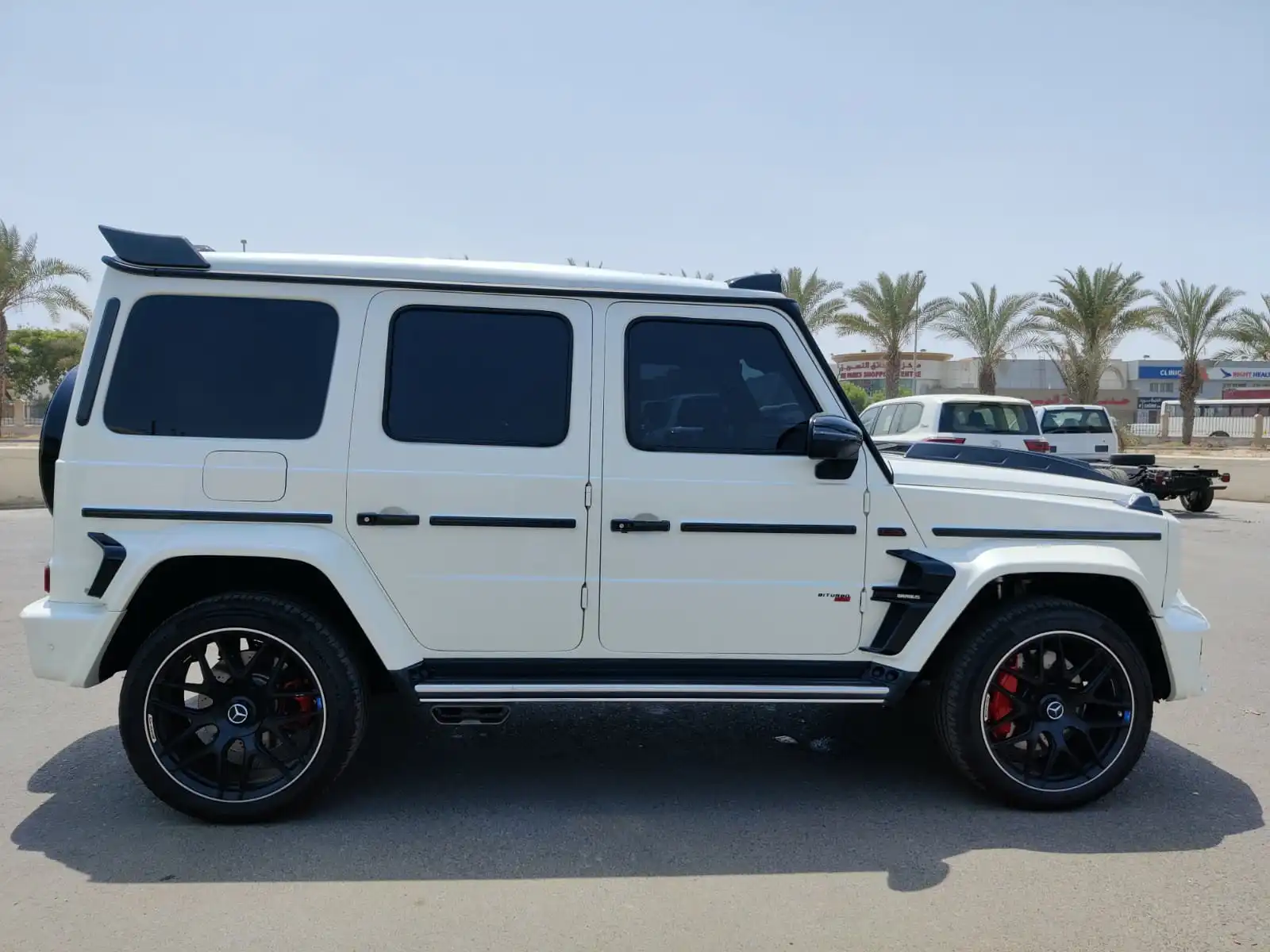 MERCEDES-BENZ-BRABUS-G63-800-WHITE-right-side-view-longer
