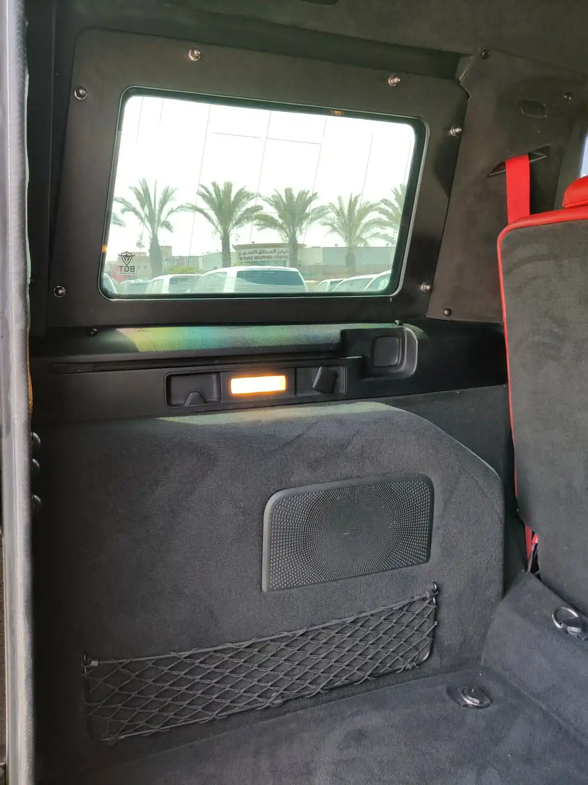 MERCEDES-BENZ-BRABUS-G63-800-WHITE-trunk-space-light-on