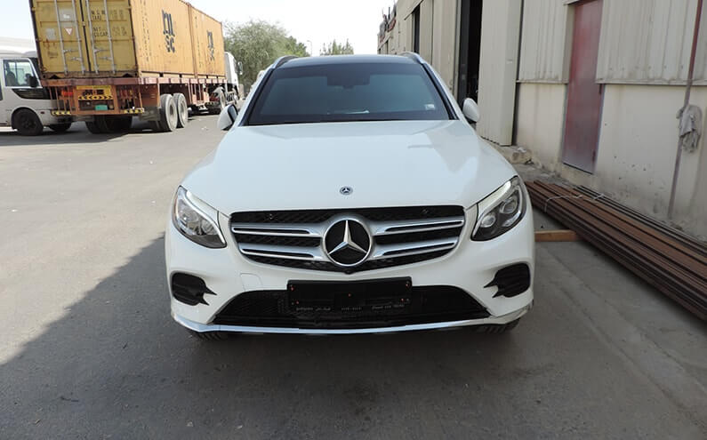 Mercedes - Benz GLC 250 White blindé - vue extérieure détaillée 4