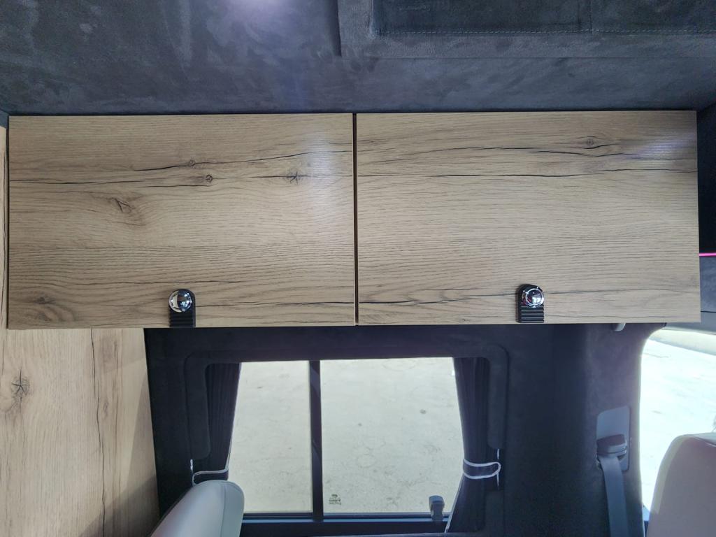 Mercedes-Benz Travel Camper B6 Armored Offroad All Terrain blindé - intérieur, détail du blindage 11