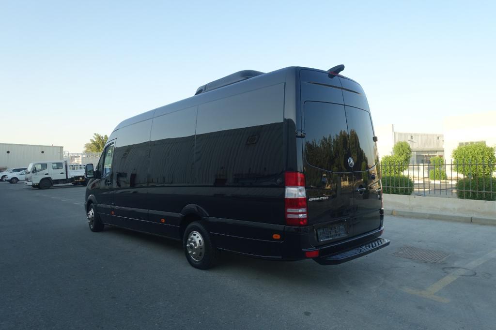 Mercedes-Benz VIP BR6 Sprinter مصفحة من الجانب الأيسر