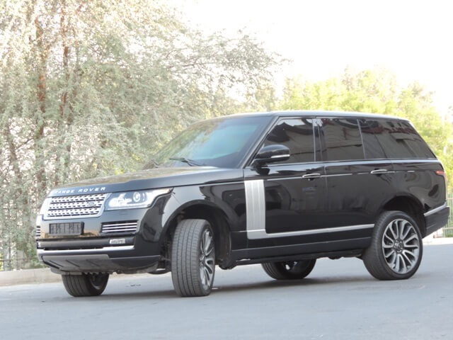 Range Rover Vogue blindé - profil latéral, côté gauche