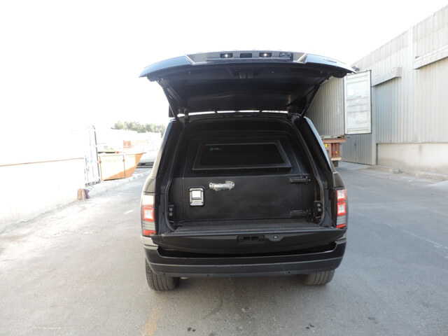Range Rover Vogue blindé - coffre ou compartiment arrière, détail du blindage