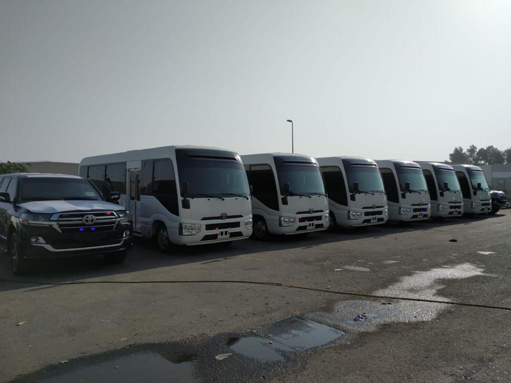 Toyota Coaster Bus BR6 مصفحة ضمن أسطول خارجي ثان