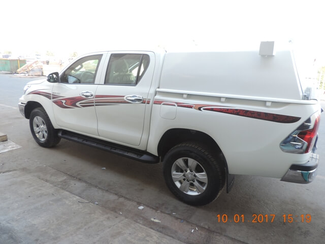 Toyota Hilux Cash Box blindé - profil latéral, côté droit, configuration transport de fonds