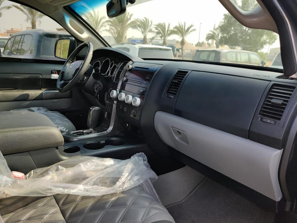 Toyota Tundra Off Road Edition Cockpit Side Angle