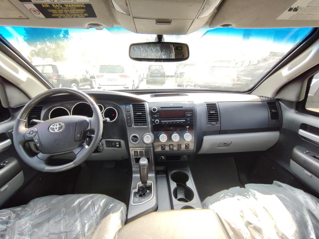 Toyota Tundra Off Road مصفحة مع مقصورة القيادة
