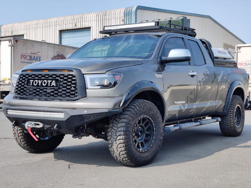 Toyota Tundra Off Road Edition Front View Left Side