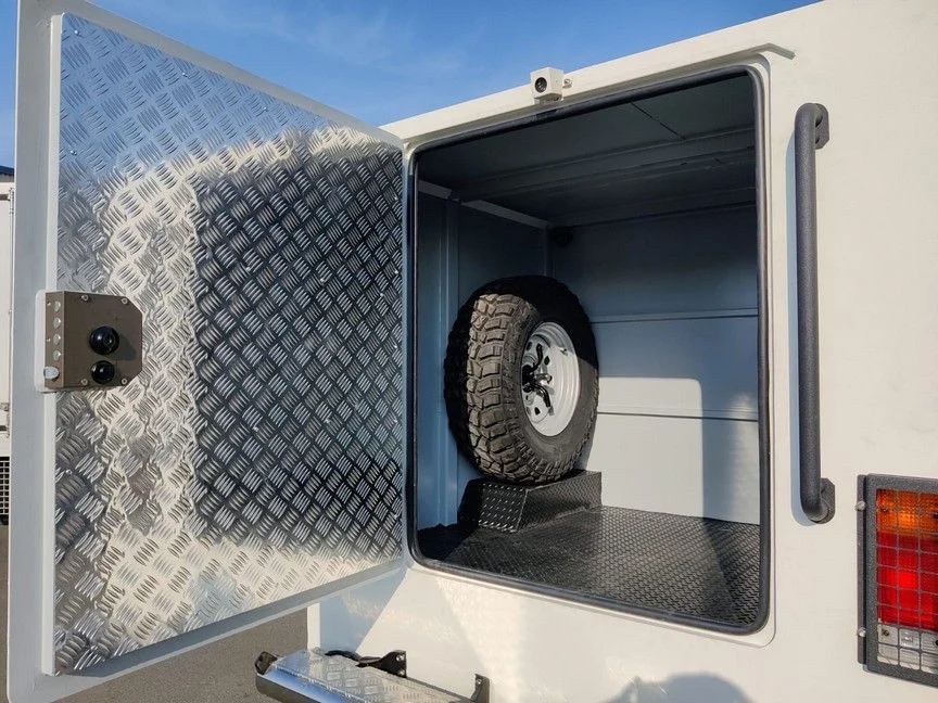 Toyota Land Cruiser 79 CIT Escort armored cash-in-transit vehicle photo 1