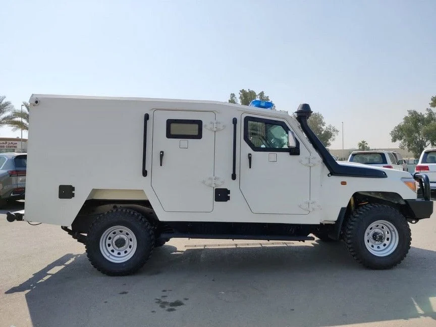 Toyota Land Cruiser 79 CIT Escort armored cash-in-transit vehicle photo 2