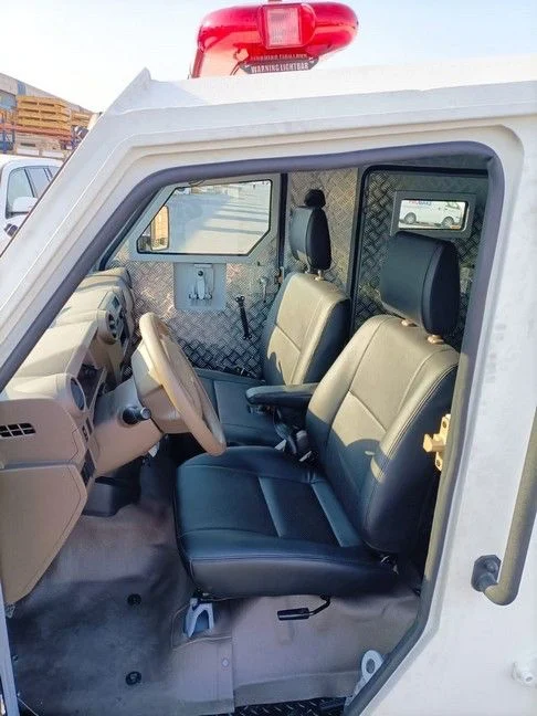 Toyota Land Cruiser 79 CIT Escort armored cash-in-transit vehicle photo 3
