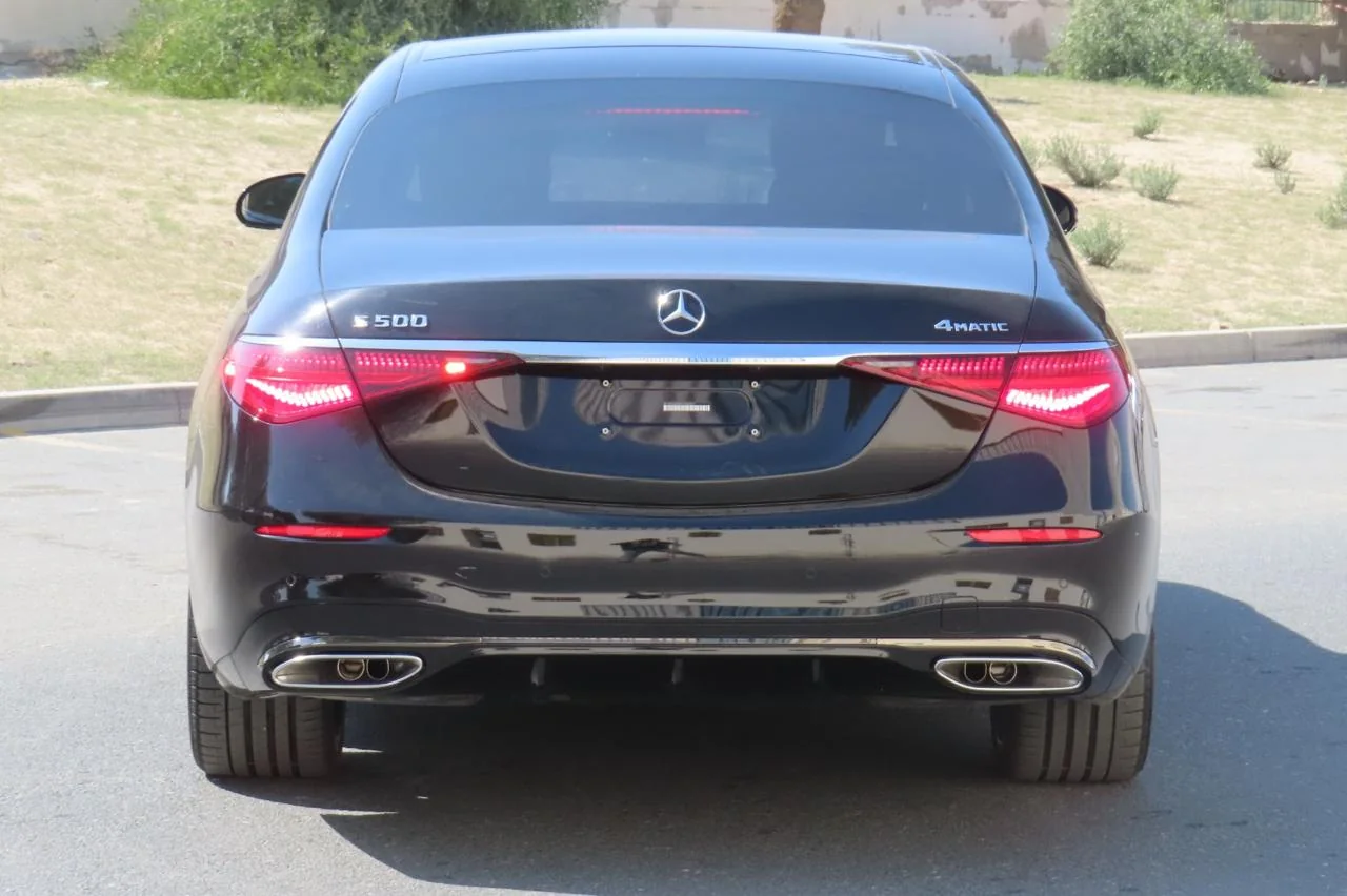 Mercedes-Benz S500 armored luxury sedan rear exterior s500 badge